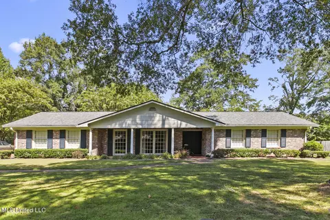 210 Rollingwood Dr, Jackson, MS 39211 photo 2