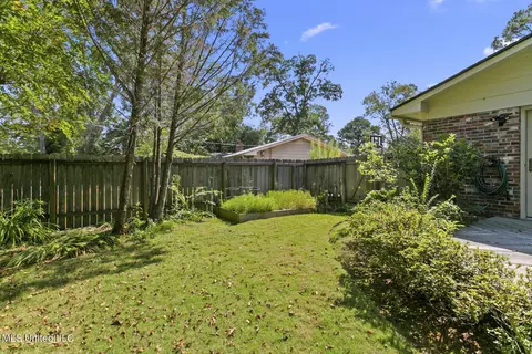 210 Rollingwood Dr, Jackson, MS 39211 photo 25