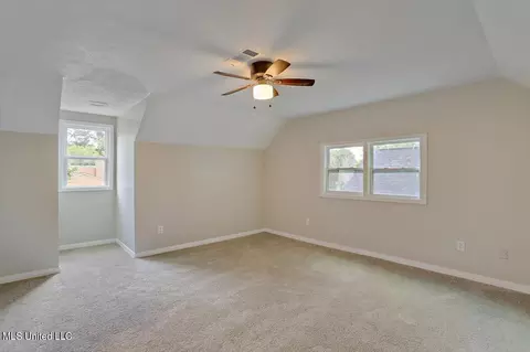 Bedroom - 1724 Plantation Blvd, Jackson, MS 39211 photo 2 of 3