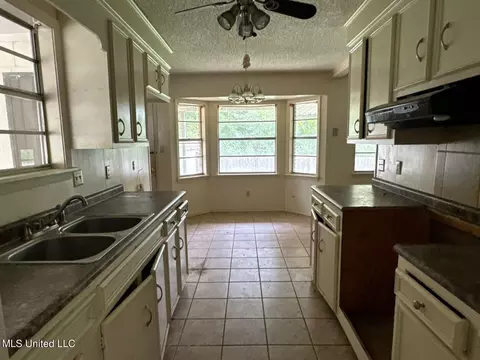 Kitchen - 2064 Monaco St, Jackson, MS 39204 photo 1 of 1