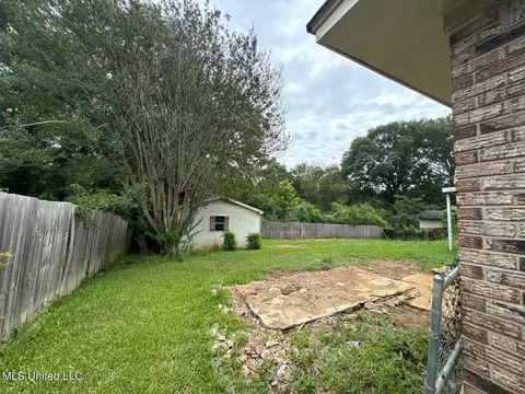 Exterior - 2064 Monaco St, Jackson, MS 39204 photo 1 of 3