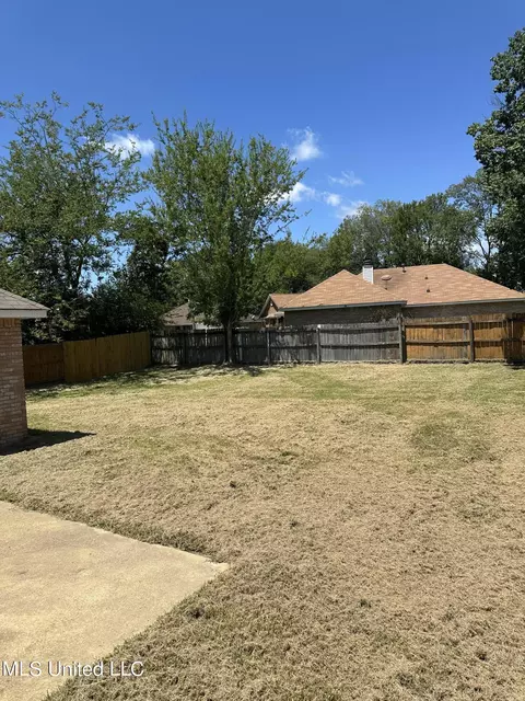 Exterior - 106 Windchase Dr, Brandon, MS 39042 photo 2 of 3