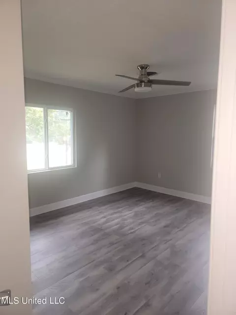 2880 Oak Forest Dr, Jackson, MS 39212 photo 13