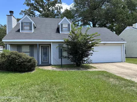 1826 Twin Pine Dr, Pearl, MS 39208