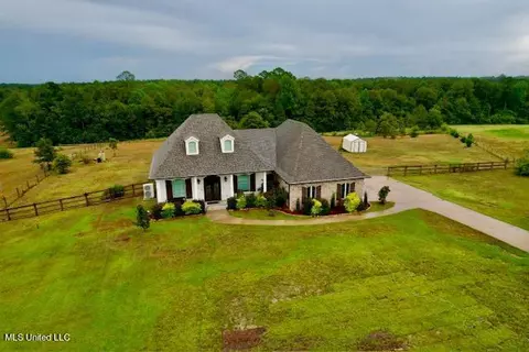 15 Short Look Dr, Carriere, MS 39426