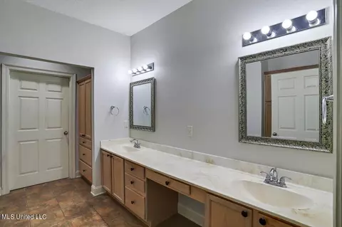 1010 Independence Blvd, Flowood, MS 39232 photo 11