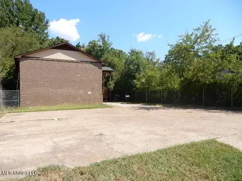 1224 Mayes St, Jackson, MS 39213 photo 4