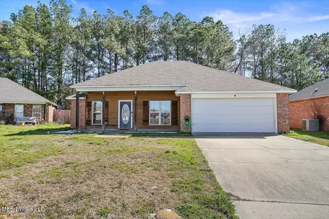 156 Cedar Spring Cir, Pearl, MS 39208