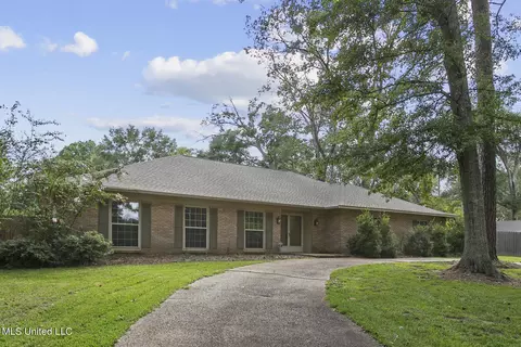 469 Cheyenne Ln, Madison, MS 39110