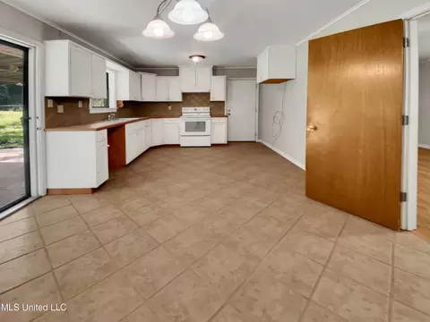 Kitchen - 101 Welton Rd, Carthage, MS 39051 photo 1 of 1