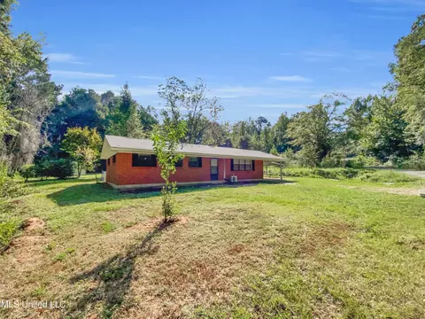 Exterior - 101 Welton Rd, Carthage, MS 39051 photo 5 of 6