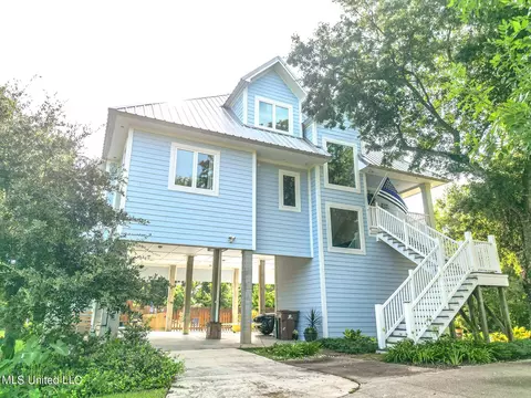192 White Harbor Rd, Long Beach, MS 39560