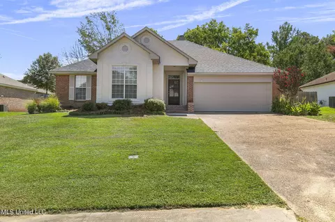 245 N Ridge Dr, Madison, MS 39110