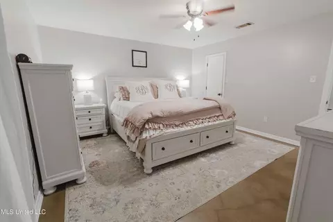 Bedroom - 119 Long Meadow Rd, Brandon, MS 39042 photo 2 of 4