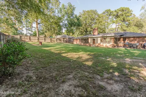 Exterior - 119 Long Meadow Rd, Brandon, MS 39042 photo 8 of 8