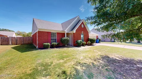 6370 E Sandbourne, Olive Branch, MS 38654 photo 3