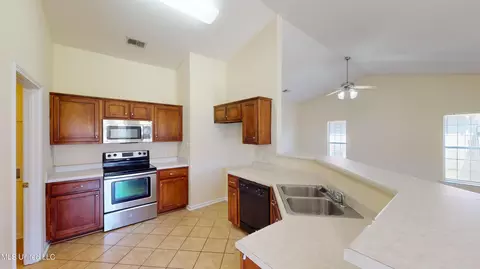 6370 E Sandbourne, Olive Branch, MS 38654 photo 9