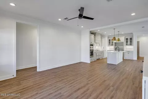 852 Long Leaf Cir, Brandon, MS 39042 photo 7