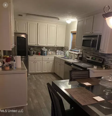 Kitchen - 127 Davis Ave, Canton, MS 39046 photo 1 of 2