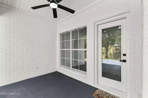Exterior - 560 Bay Pointe Cir, Brandon, MS 39047 photo 18 of 26