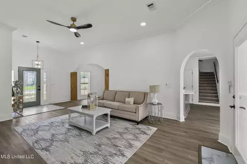 Other - 560 Bay Pointe Cir, Brandon, MS 39047 photo 9 of 32