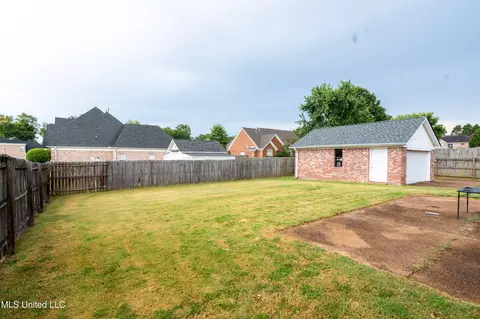 Exterior - 890 Lindsey Cv, Hernando, MS 38632 photo 5 of 5