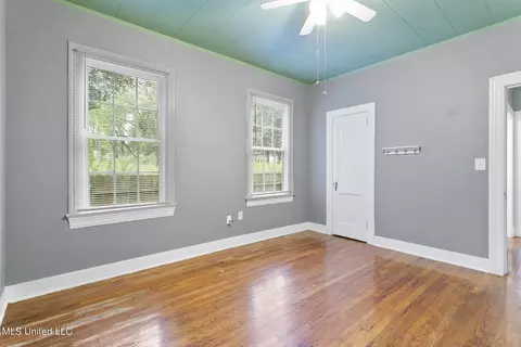 Bedroom - 3056 Oxford Ave, Jackson, MS 39216 photo 2 of 2