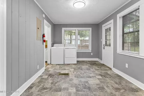 Other - 3056 Oxford Ave, Jackson, MS 39216 photo 1 of 2
