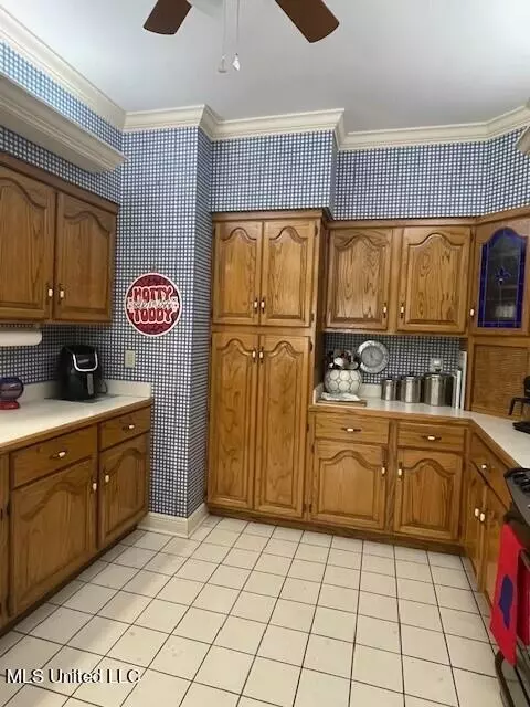 Kitchen - 7828 Loa Pl, Diamondhead, MS 39525 photo 3 of 3