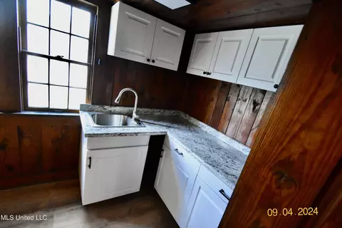 Kitchen - 117 E Adams Ave, Greenwood, MS 38930 photo 2 of 2