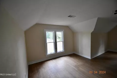 Bedroom - 117 E Adams Ave, Greenwood, MS 38930 photo 4 of 4