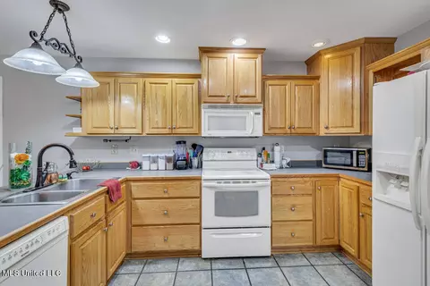 Kitchen - 1 Chloe Ct, Long Beach, MS 39560 photo 3 of 4