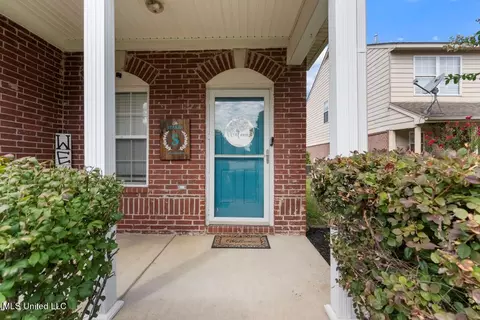 7283 Red Maple Dr, Olive Branch, MS 38654 photo 4