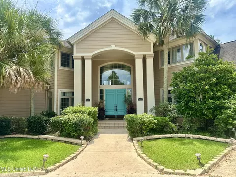 19592 Champion Cir, Gulfport, MS 39503