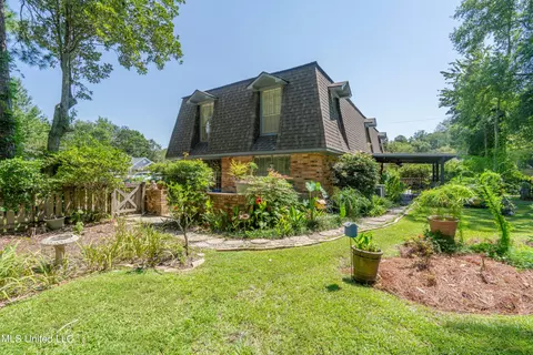 Exterior - 7318 Ahi Dr, Diamondhead, MS 39525 photo 14 of 18