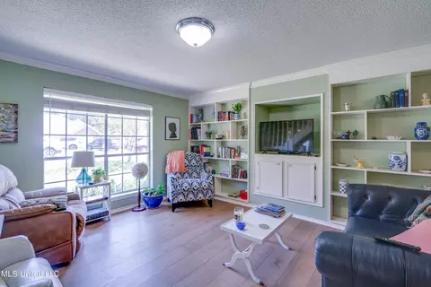 Living - 7318 Ahi Dr, Diamondhead, MS 39525 photo 1 of 2
