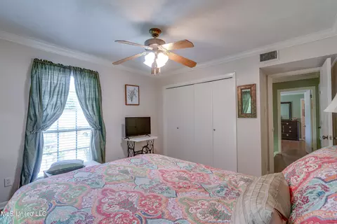 Bedroom - 7318 Ahi Dr, Diamondhead, MS 39525 photo 2 of 8
