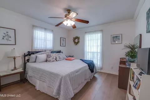 Bedroom - 7318 Ahi Dr, Diamondhead, MS 39525 photo 3 of 8
