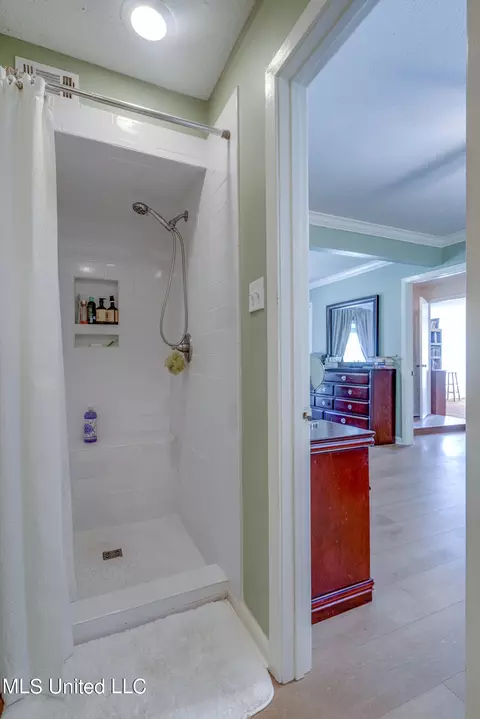 Bath - 7318 Ahi Dr, Diamondhead, MS 39525 photo 7 of 7