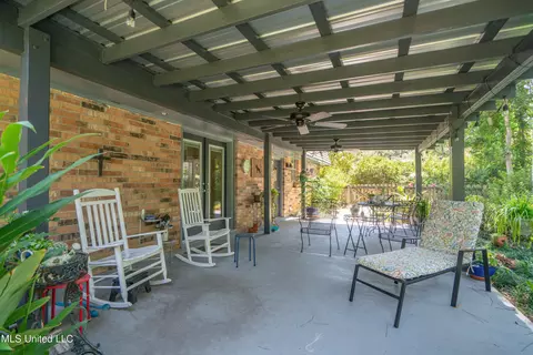 Exterior - 7318 Ahi Dr, Diamondhead, MS 39525 photo 7 of 18