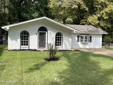 208 Forest Ave, Jackson, MS 39206