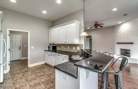 137 W Clearview Dr, Madison, MS 39110 photo 23