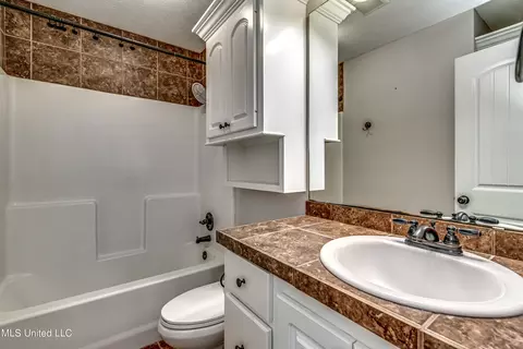 137 W Clearview Dr, Madison, MS 39110 photo 15