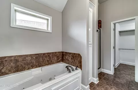 137 W Clearview Dr, Madison, MS 39110 photo 37