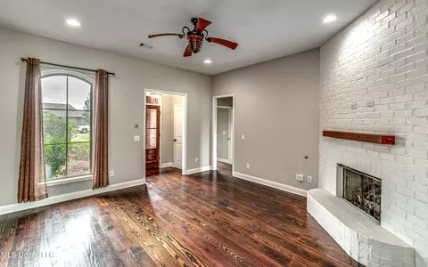 137 W Clearview Dr, Madison, MS 39110 photo 12