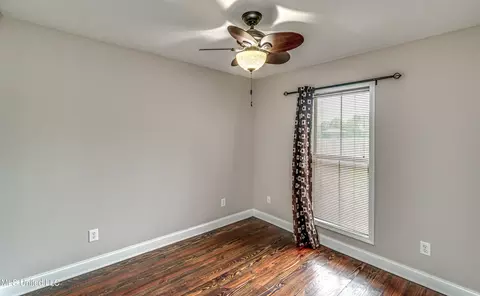 137 W Clearview Dr, Madison, MS 39110 photo 17