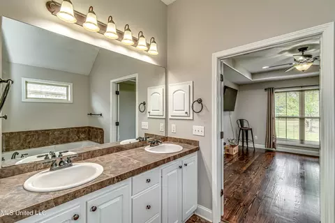 137 W Clearview Dr, Madison, MS 39110 photo 35