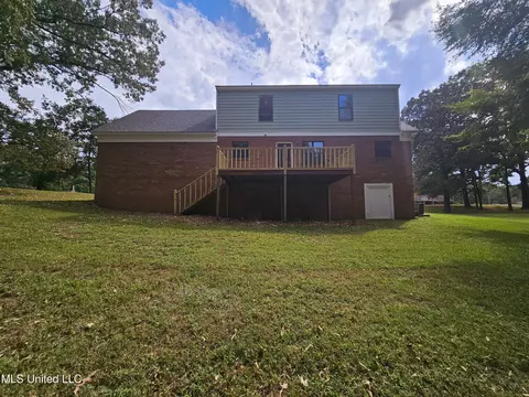 Exterior - 3670 Windermere Dr S, Nesbit, MS 38651 photo 10 of 17