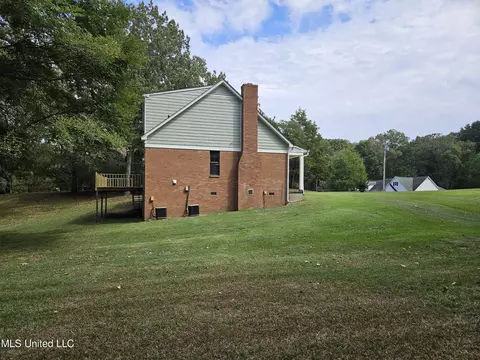 Exterior - 3670 Windermere Dr S, Nesbit, MS 38651 photo 13 of 17