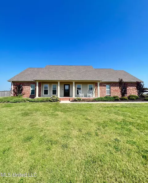 45 Caroline Cv, Cleveland, MS 38732